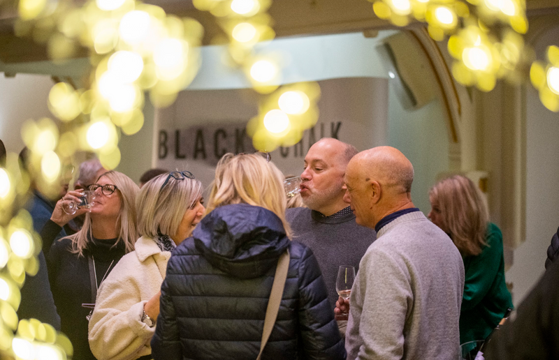 Festive Fizz with Vineyards of Hampshire